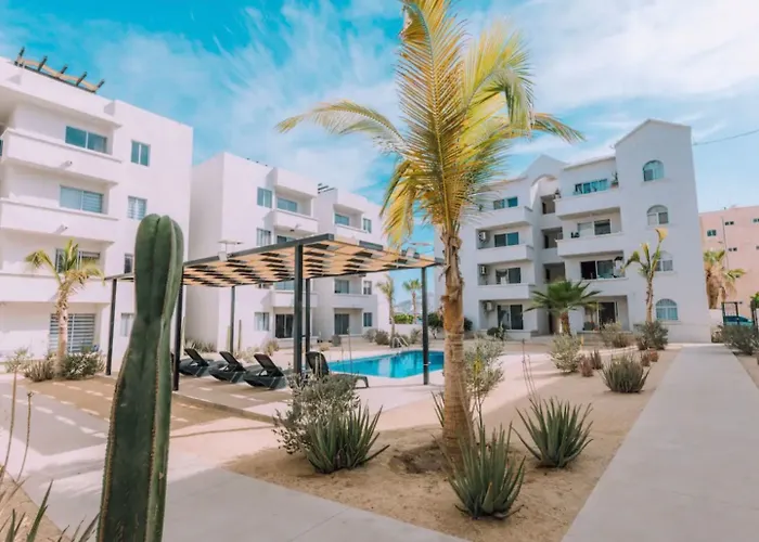 Ocean In The Center Of Aparthotel Cabo San Lucas